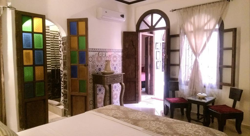 Riad De La Semaine مراكش المظهر الخارجي الصورة