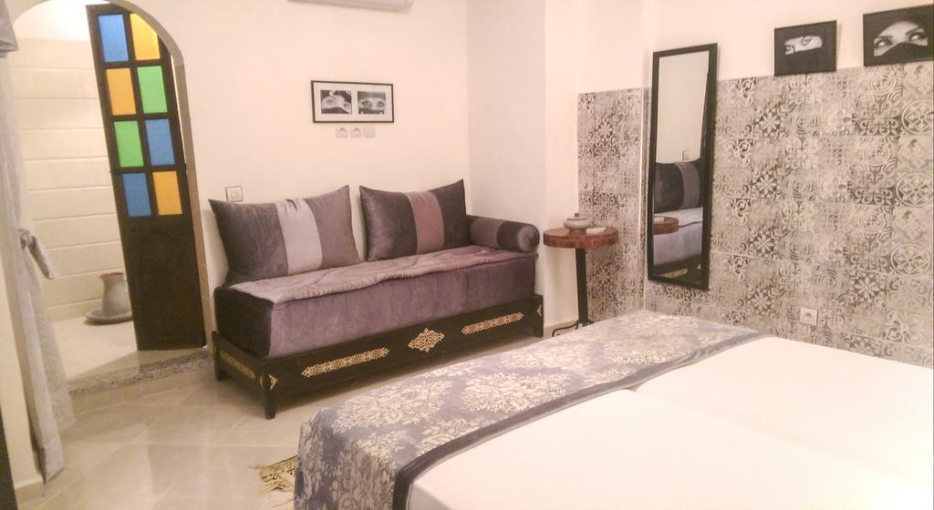Riad De La Semaine مراكش المظهر الخارجي الصورة